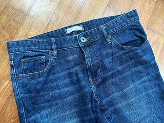 (Category: ) located in . Submitted by kyokoooi (Listing ID 1344561135, Image 1). Description: .