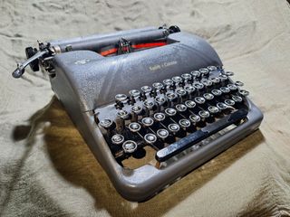 (Category: ) located in . Submitted by typewriter.outlet (Listing ID 1344454245, Image 1). Description: .