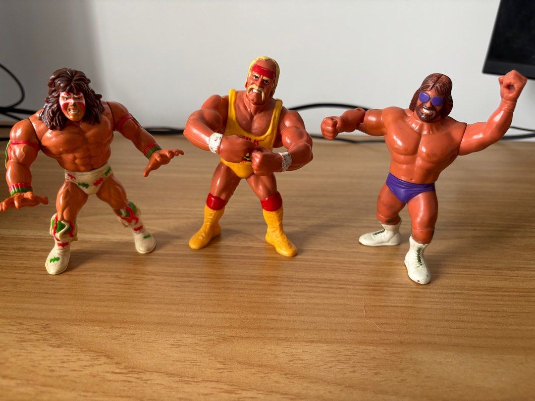 Lot de 7 figurines Catch WWF Titan Sports HASBRO