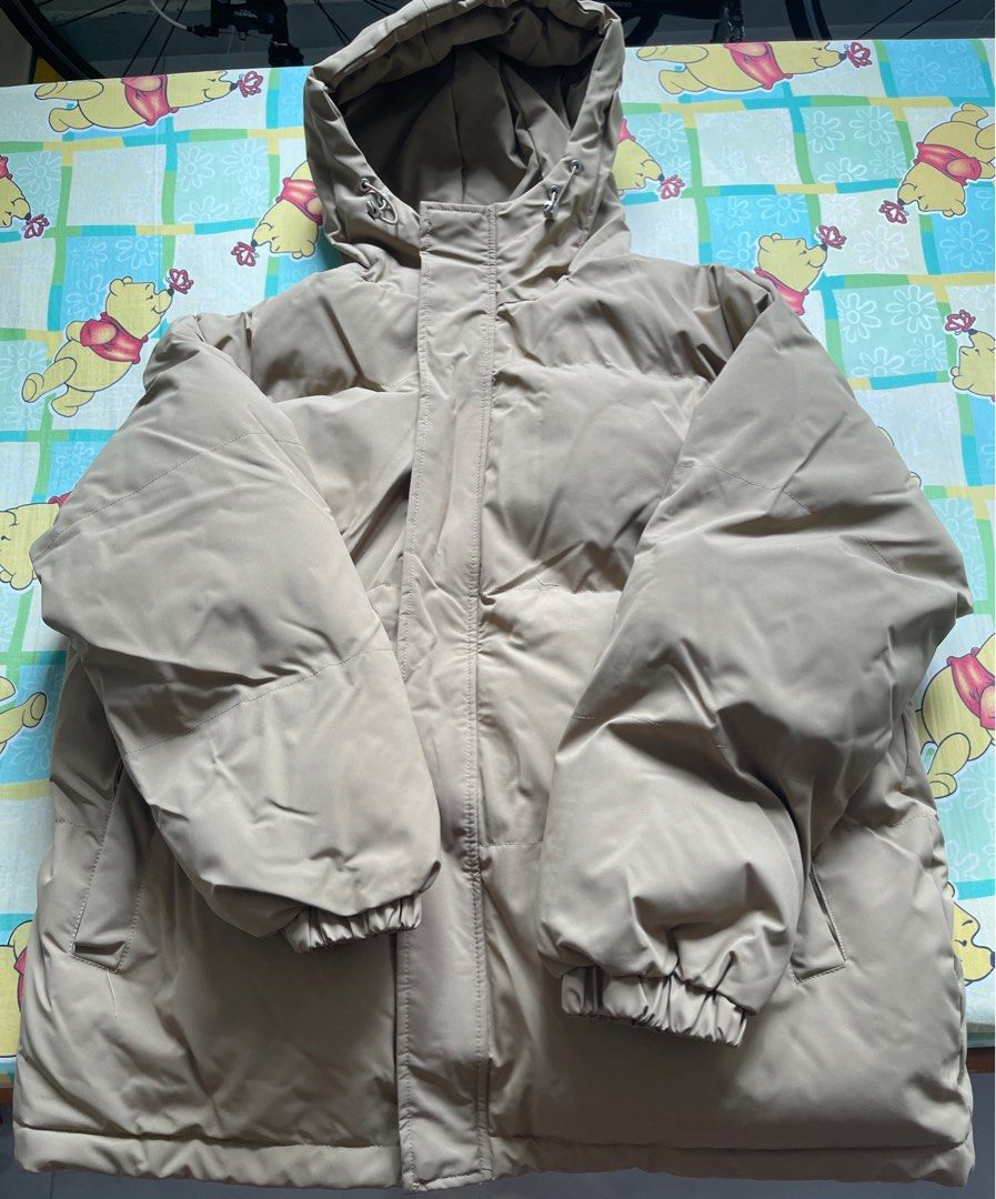 Winter jacket (Category: Everything Else) located in Singapore. Submitted by lifecycle88 (Listing ID 1344472905, Image 2). Description: brand new without tags, bought to dry clean the whole jacket but did not use it afterwards as it does not suit my style. .