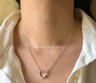 (Category: ) located in . Submitted by yourfashionthrifter (Listing ID 1344676978, Image 1). Description: .