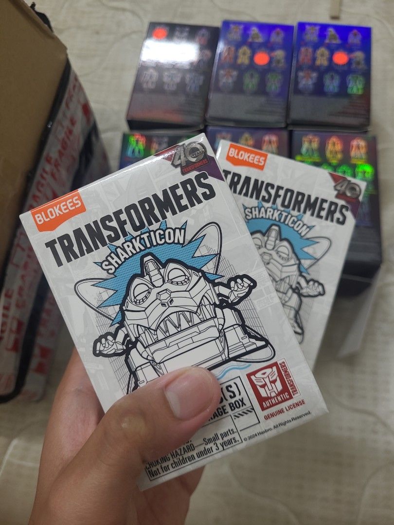 Blokees Transformers (Category: Toys & Games) located in Kuala Lumpur. Submitted by ariefacerswift3 (Listing ID 1344729607, Image 3). Description: Blokees Transformers [DUPLICATE] [UNASSEMBLED] [ALL COMMON] [EACH RM27] Optimus Prime GV01 - SOLD Optimus Prime (IDW) GV02 [ 2 STOCKS] - RM27 Megatron GV01 - RM27 D-16 COG GV05 [ 2 STOCKS] - RM 27 COD PERMATANG PAUH, PENANG POS +RM8.00 WM @ +RM15 EM.