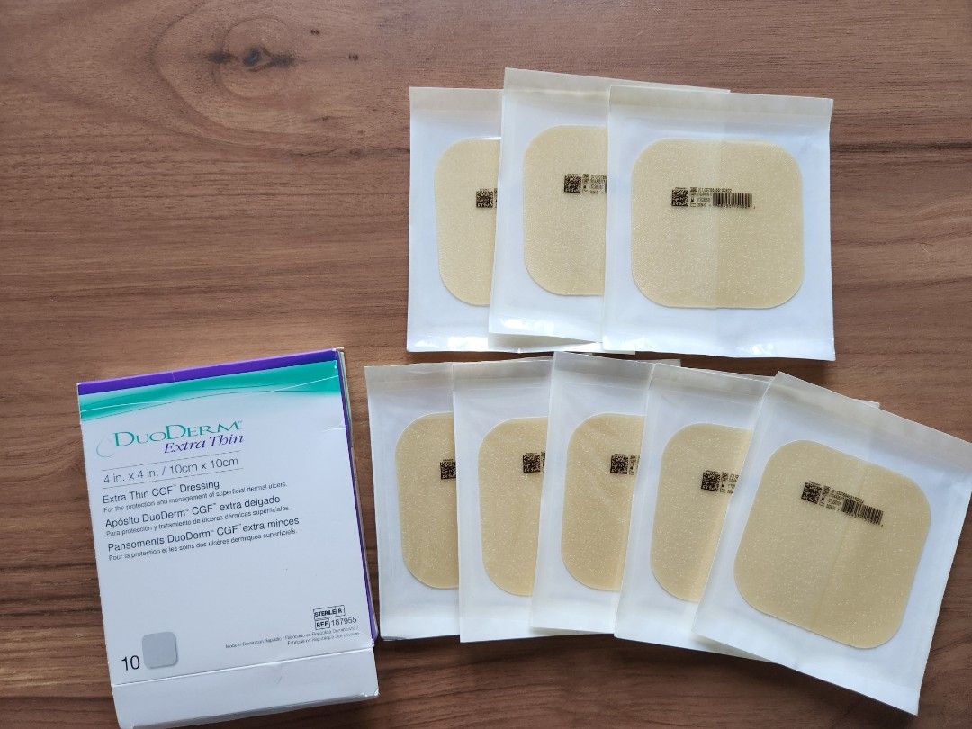Extra Thin CGF Dressing (Category: Medical Supplies & Tools) located in Kuala Lumpur. Submitted by samsssam (Listing ID 1344675520, Image 1). Description: Extra Thin CGF Dressing 10cm x 10cm Brand New Expiry 2029 8pcs Self collect Semenyih/C180 or Postage cost borne by buyer.