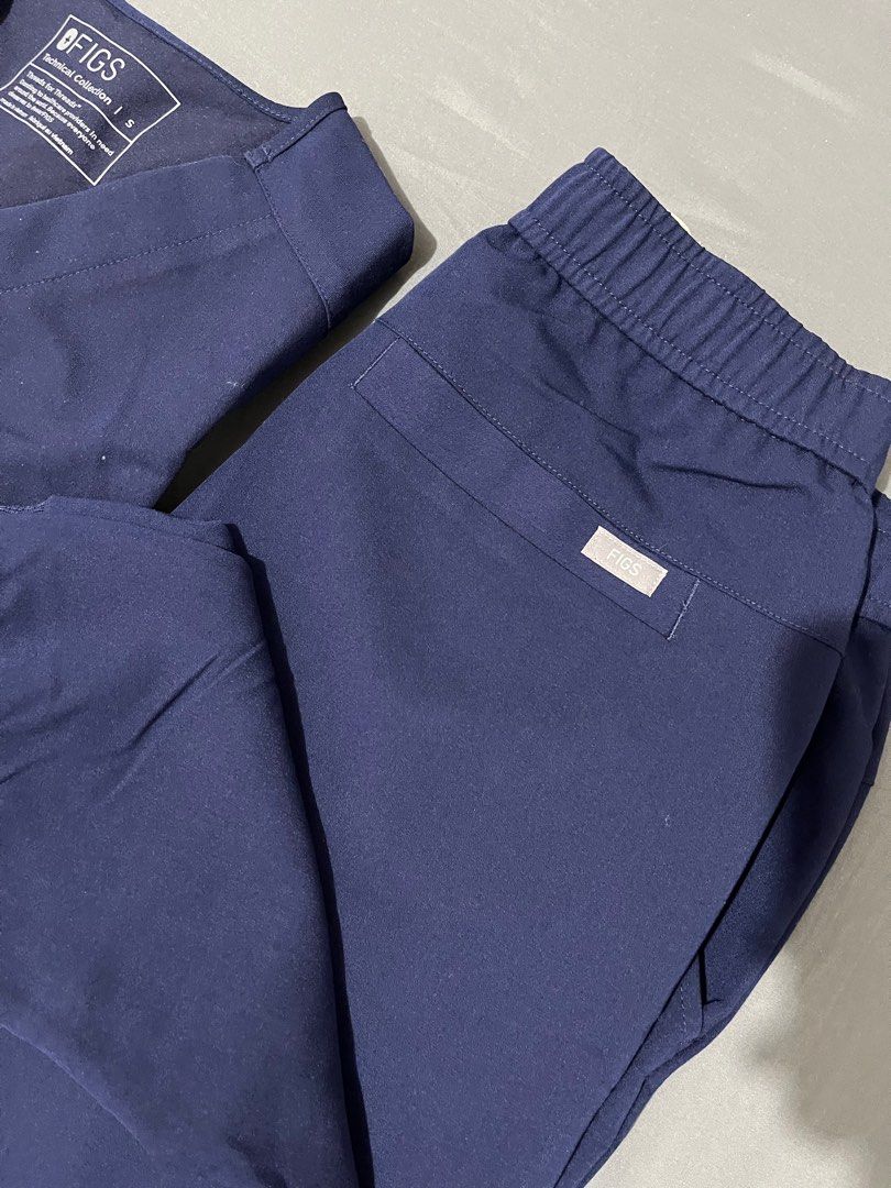 FIGS - Scrubs Top & Scrub Jogger Pants / Small (Category: Sets & Coordinates) located in Guagua. Submitted by ms.declutters_ (Listing ID 1344616979, Image 2). Description: rfs: wrong size, fitted only once > Men’s Navy Leon - Three Pocket Scrub Top - Small - 2.1k > Men’s Navy Tansen - Short Jogger Scrub Pants - Small - 2.3k (5k both, taxes & duties included).