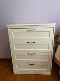 (Category: ) located in . Submitted by wisebird_9988 (Listing ID 1344632850, Image 1). Description: .