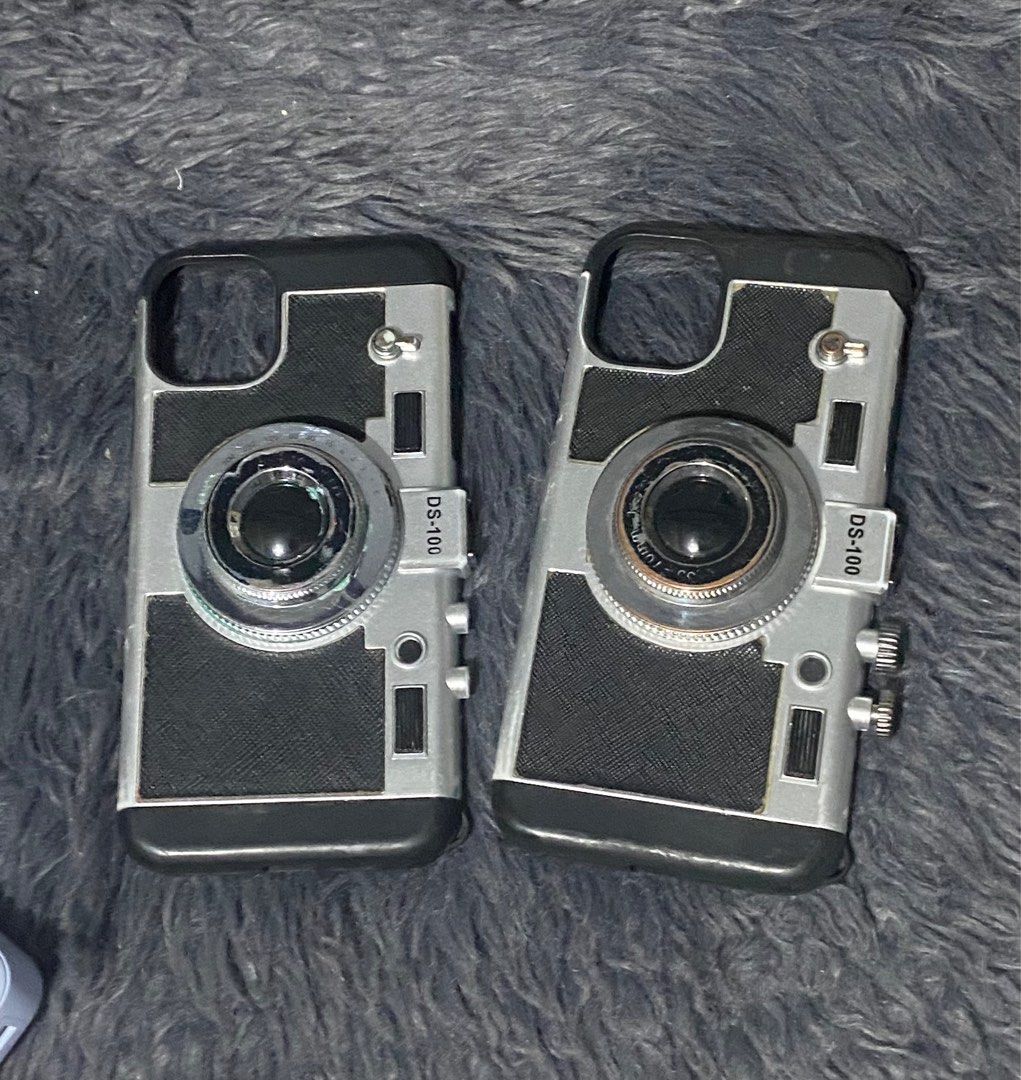 iPhone 11 Pro Max Case (Category: iPhone 11 Series) located in Bacoor. Submitted by sharkk_finds (Listing ID 1344751033, Image 1). Description: bought for 500 each. 300 for 2 na. signs of usage lng but still matibay and makapal ung case. Inspired by emily in paris Good for couples.