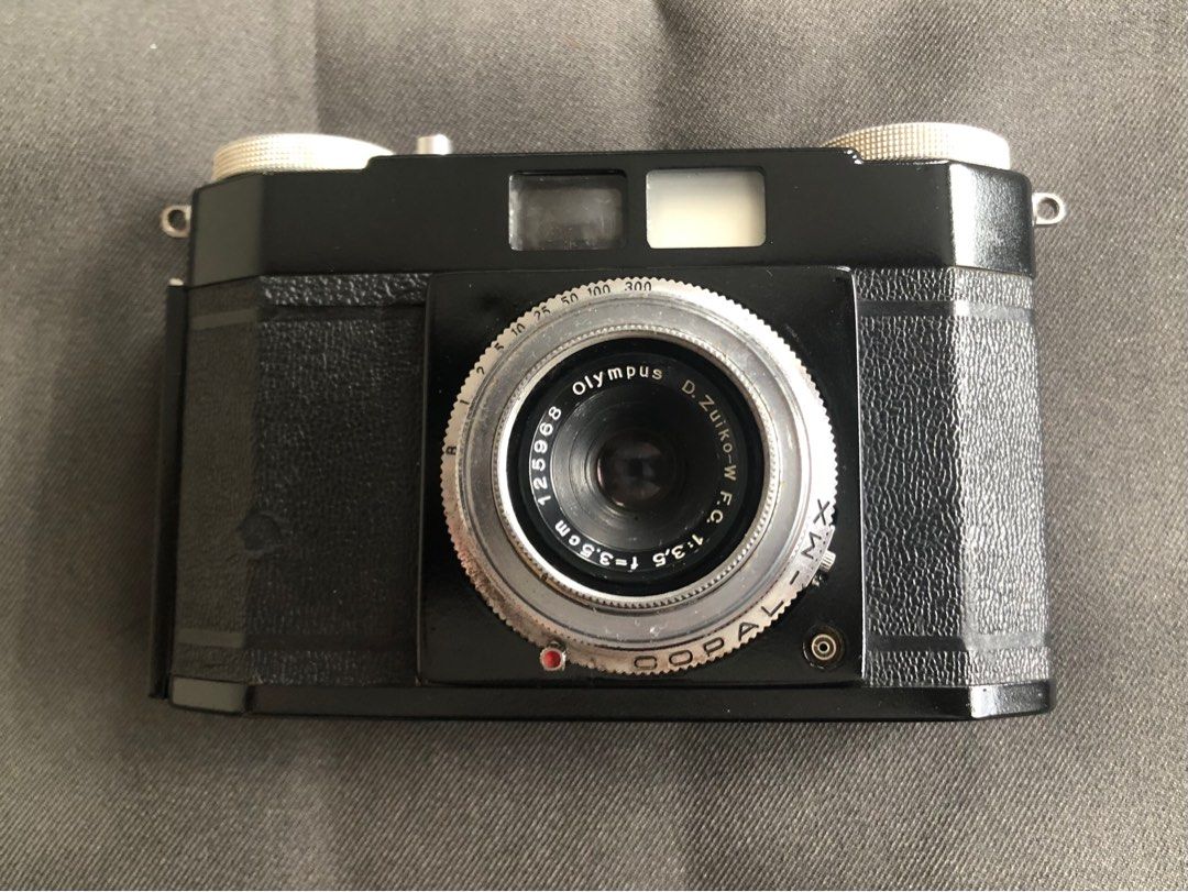 Olympus 35 Wide (Category: Cameras) located in Quezon City. Submitted by rainermaria (Listing ID 1344626209, Image 1). Description: Olympus Wide 35mm Film Camera All shutter speeds working Aperture changes smoothly Focus turns smoothly as well Clean viewfinder with bright framelines Lens has cleaning marks Black painted during last CLA Has missing leatherette in some areas Diliman, QC or Rockwell, Makati PhP2500.00 or best offer.