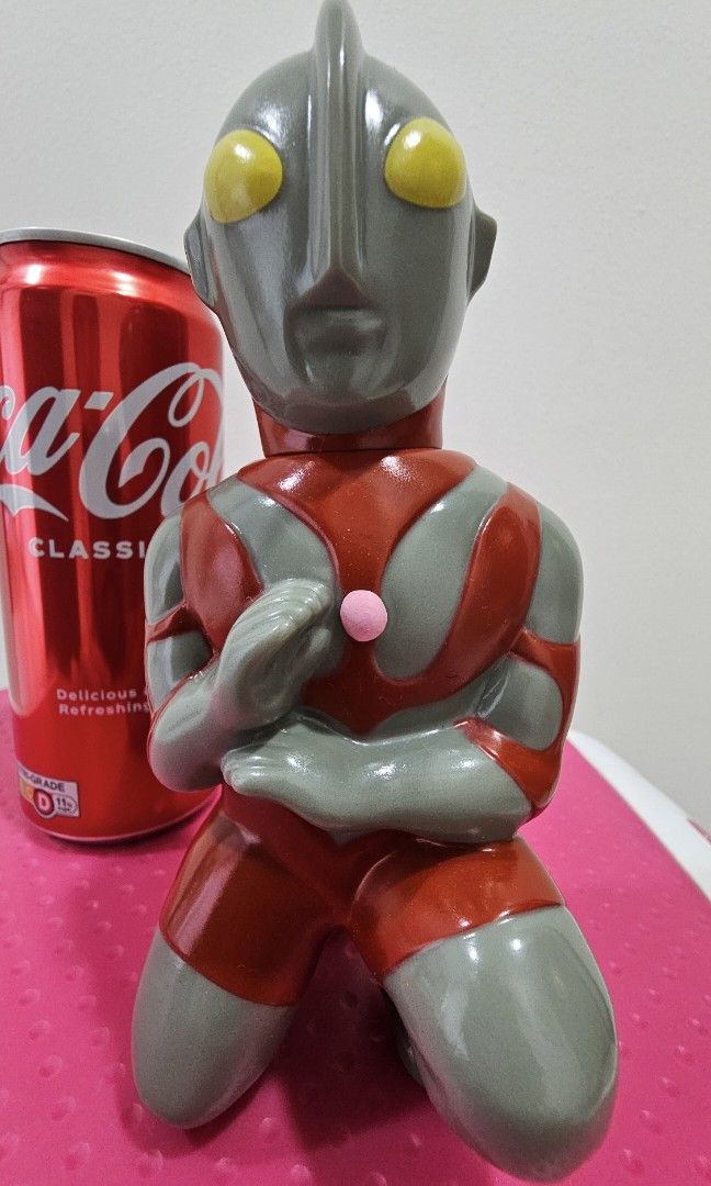 Rare ustoys ultraman sofubi us toys (Category: Toy Figures) located in Singapore. Submitted by sofubi168 (Listing ID 1344675353, Image 2). Description: Rare ustoys ultraman sofubi us toys.