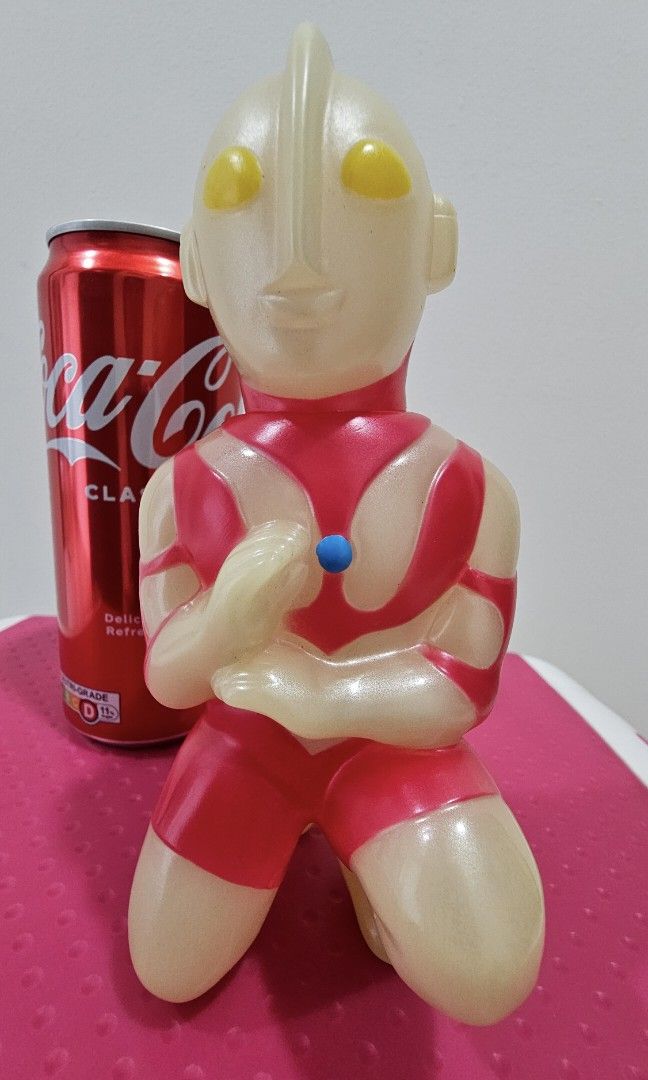 Rare ustoys ultraman sofubi us toys (Category: Toy Figures) located in Singapore. Submitted by sofubi168 (Listing ID 1344676046, Image 2). Description: Rare ustoys ultraman sofubi us toys.