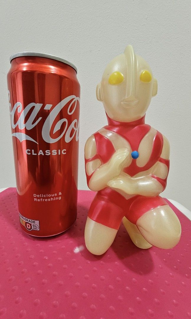 Rare ustoys ultraman sofubi us toys (Category: Toy Figures) located in Singapore. Submitted by sofubi168 (Listing ID 1344676046, Image 1). Description: Rare ustoys ultraman sofubi us toys.