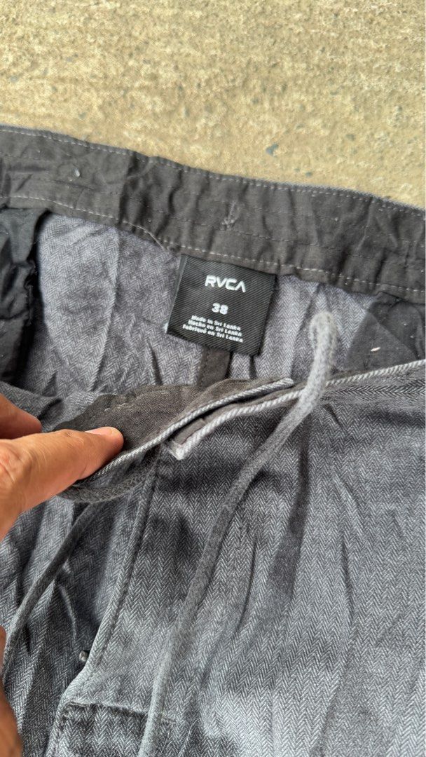RVCA (Category: Chinos) located in Davao. Submitted by cranium13 (Listing ID 1344716390, Image 3). Description: RVCA CHINO PANTS EXCELLENT CONDITION W: 38-40 L: 41 Insteam: 31 Hem: 8.5 With Bleach Stain hem part.