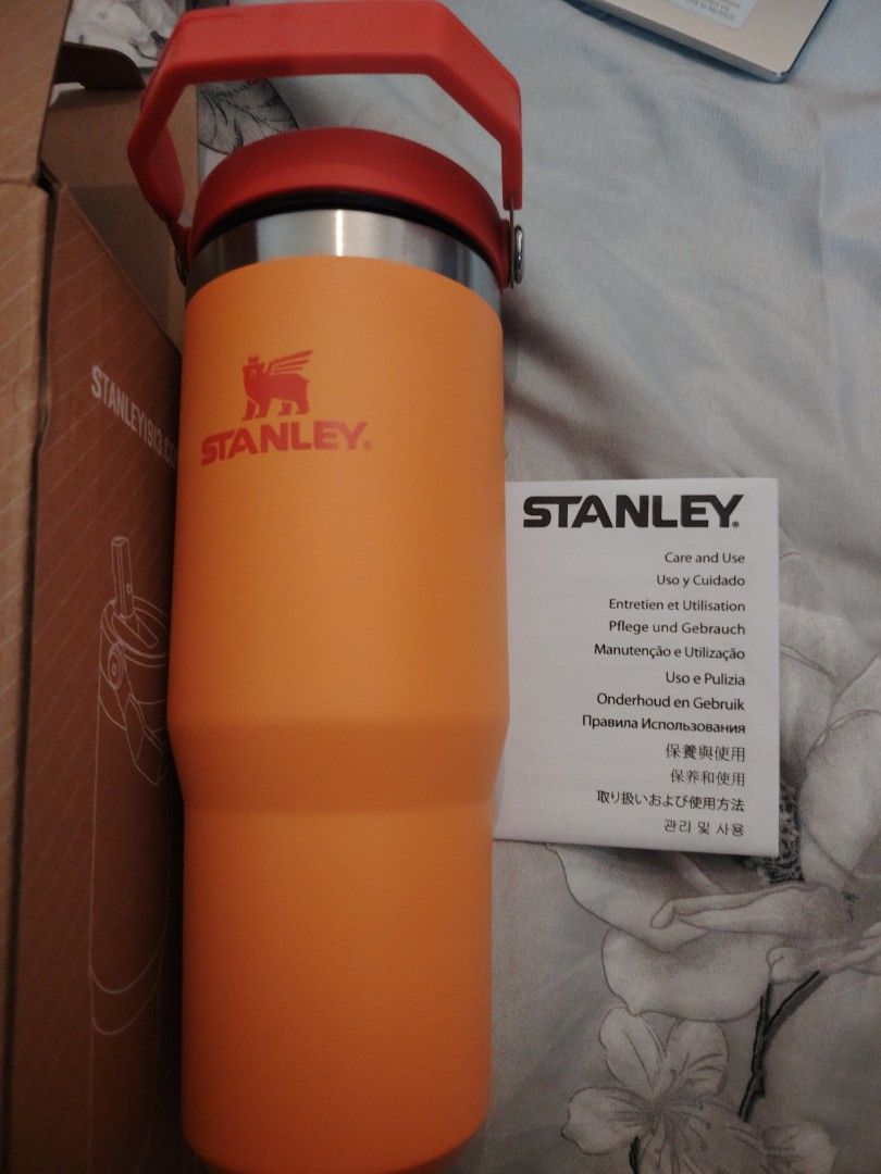 Stanley Golden Rod Brand New 30oz Tumbler (Category: Announcements) located in Singapore. Submitted by ac813320533 (Listing ID 1344713274, Image 3). Description: Brand New. selling cos fren bought one..