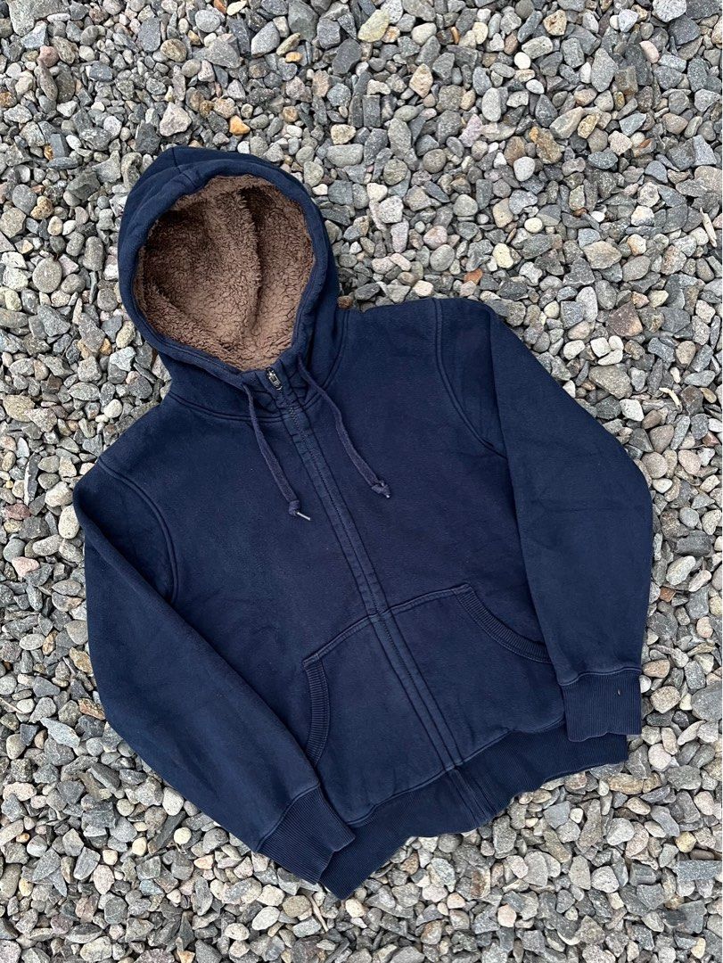 Uniqlo Navy Blue Jacket (Category: Coats, Jackets and Outerwear) located in Bacolod City. Submitted by danielle5_ (Listing ID 1344657476, Image 2). Description: Uniqlo Navy Blue Jacket Medium Dimes: 20.5W, 26L Flaws: NONE M: 550 Swipe for more details!.
