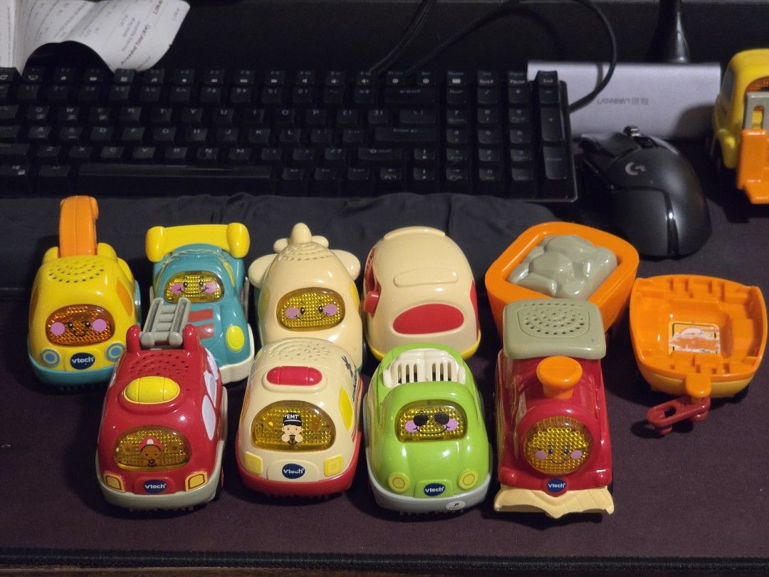 Vtech Go Go Smart Wheels / Toot Toot, Hobbies & Toys, Toys & Games