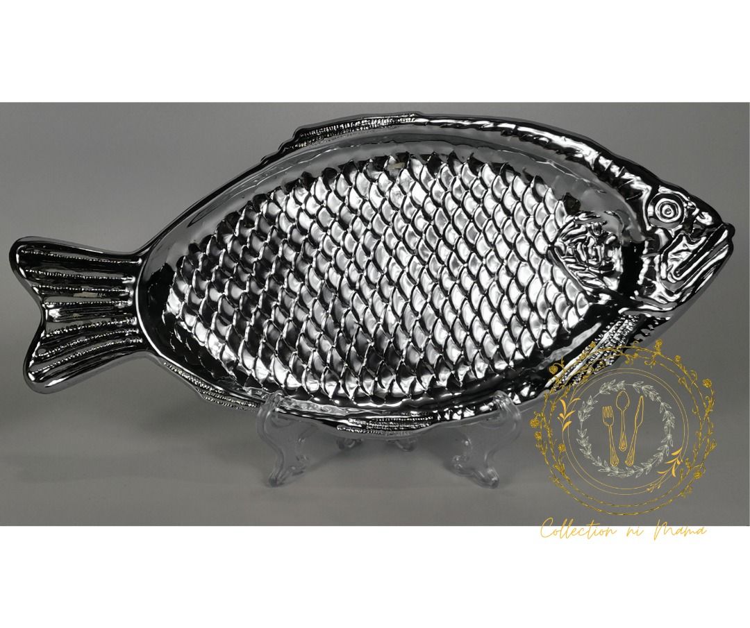 11" Vintage Snapper Fish Chrome Plate Tray (Category: Dinnerware & Cutlery) located in Manila. Submitted by collectionnimama (Listing ID 1339847702, Image 2). Description: •1pc 11" Vintage Snapper Fish Chrome Plate Tray •Color: Silver •Made in Hong Kong •Condition: Brand New, Vintage, Never Been Used •Decluttering •Does not come with original box •As is where is •Pictures shown are actual products. Shipping fee will be shouldered by the buyer. De