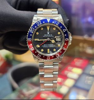 (Category: ) located in . Submitted by davidofftimepieces (Listing ID 1339844682, Image 1). Description: .