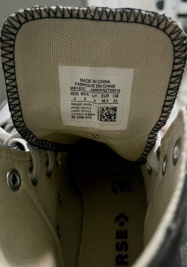 36.5 (23cm) Converse Check Taylor Hi-Cut (Category: Sneakers) located in Paranaque City. Submitted by anna_decluttering (Listing ID 1339835110, Image 3). Description: Original Converse Chuck Taylors Used only twice in a mall No box Purchased from Zalora @PhP3820 (see screenshot) RFS: not being used anymore.