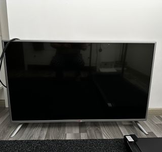(Category: ) located in . Submitted by lysxrazak (Listing ID 1339785274, Image 1). Description: .