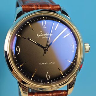 （分類：）位於 。 由 timesellerr_ 提交（商品編號 1339777476，圖片 1）。簡介： 。