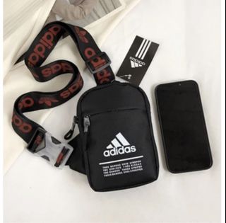 (Category: ) located in . Submitted by buysellcloset (Listing ID 1339894322, Image 1). Description: .