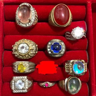 (Kategori: ) berada di . Dikirim oleh vintagerisna (ID iklan 1339916633, Gambar 1). Deskripsi: .