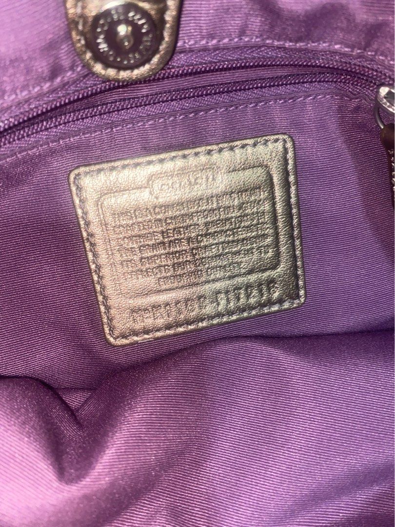 Coach metallic bronze leather tote bag (Category: Shoulder Bags) located in Mandaluyong City. Submitted by declutts (Listing ID 1339885371, Image 3). Description: good condition nego minimal flaws like new .