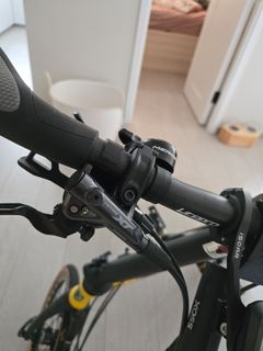 （分類：）位於 。 由 edgarhk 提交（商品編號 1339767383，圖片 1）。簡介： 。