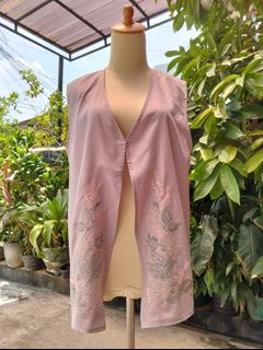 (Kategori: ) berada di . Dikirim oleh jelitaattire.official (ID iklan 1339752472, Gambar 1). Deskripsi: .