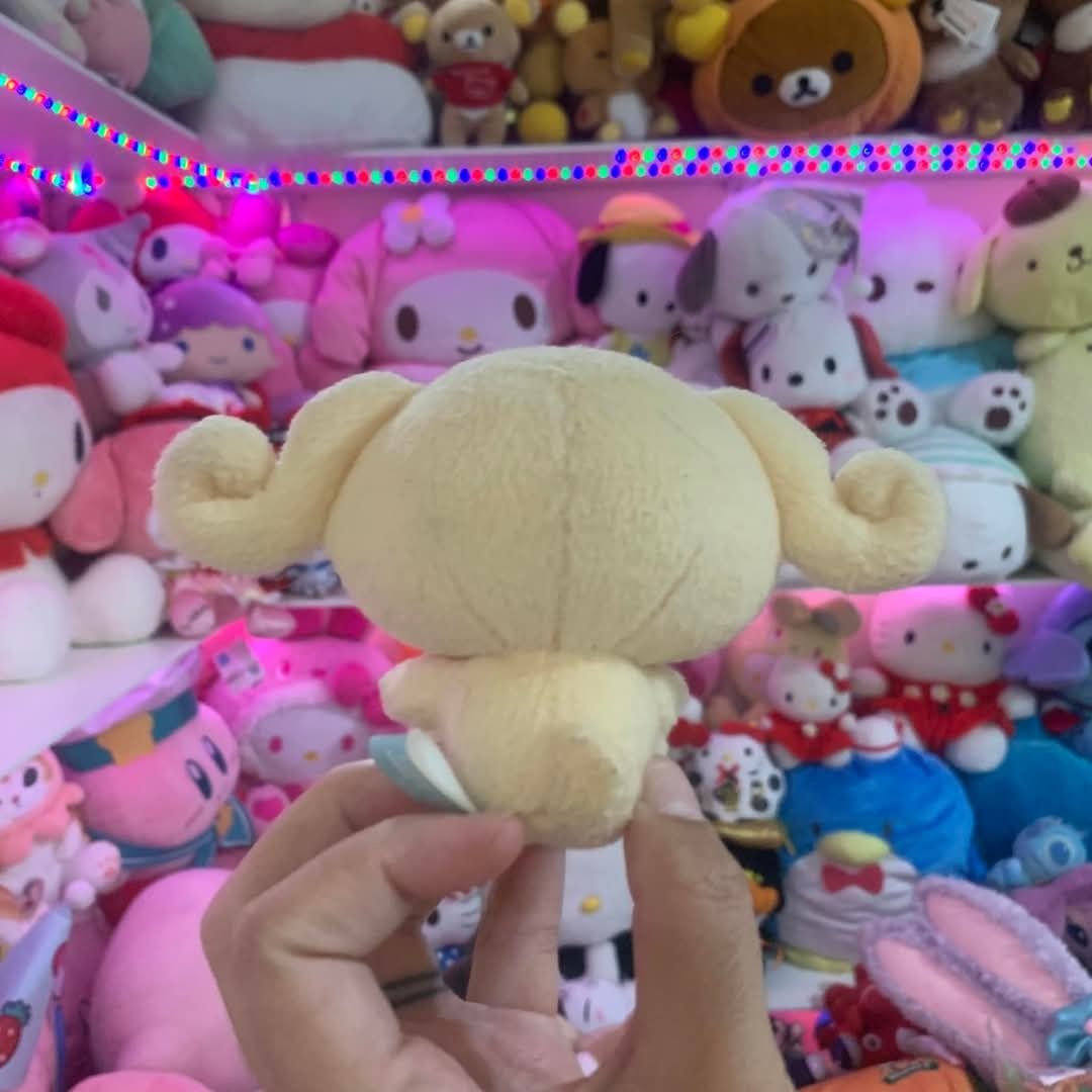 Espresso Cinnamoroll (Category: Plushies & Soft Toys) located in Cabuyao City. Submitted by stuffedwonders (Listing ID 1339789315, Image 2). Description: Espresso Cinnamoroll.