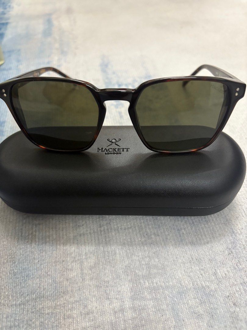 HACKETT BESPOKE (Category: Sunglasses & Eyewear) located in Nilai. Submitted by BoreClosets (Listing ID 1339897130, Image 1). Description: Hackett Bespoke Sunglasses Size 52 PRICE ARE NEGOTIABLE!!!! .