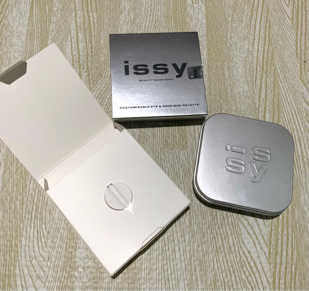 Issy customizable mini palette, Beauty & Personal Care, Face, Makeup on ...