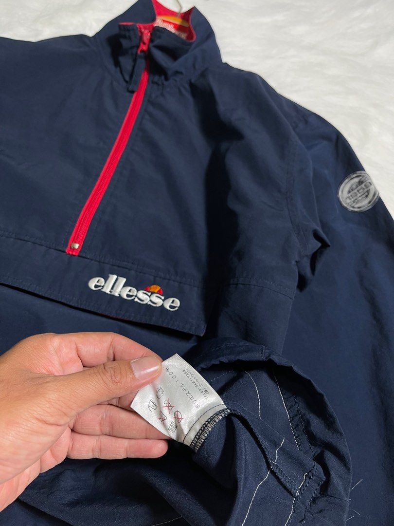 Jaket cagoule ellesse second (2380), Fesyen Pria, Pakaian Atasan