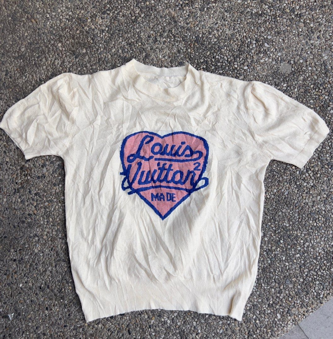 Louis Vuitton x Human Made "Knit" (Category: Shirts) located in Bacolod City. Submitted by novymae23 (Listing ID 1339790919, Image 2). Description: Dam Pang Xmas Party Mo or Simbang gabi LV x Human Made "Knit" Dimes W18.5 L23 Excellent Condition .