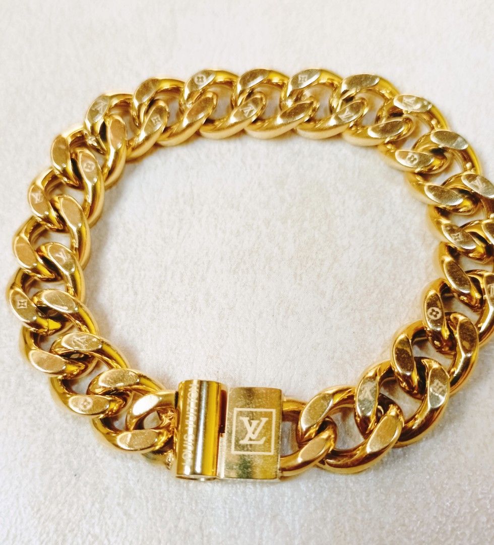 Lv bracelet from japan (Category: Luxury Accessories) located in Quezon City. Submitted by liambags (Listing ID 1339749058, Image 3). Description: Lv bracelet from japan no flaws with stamp with gift box size 19 kindly pm me.