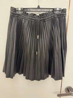 （分類：）位於 。 由 nicolechan0802 提交（商品編號 1339857041，圖片 1）。簡介： 。