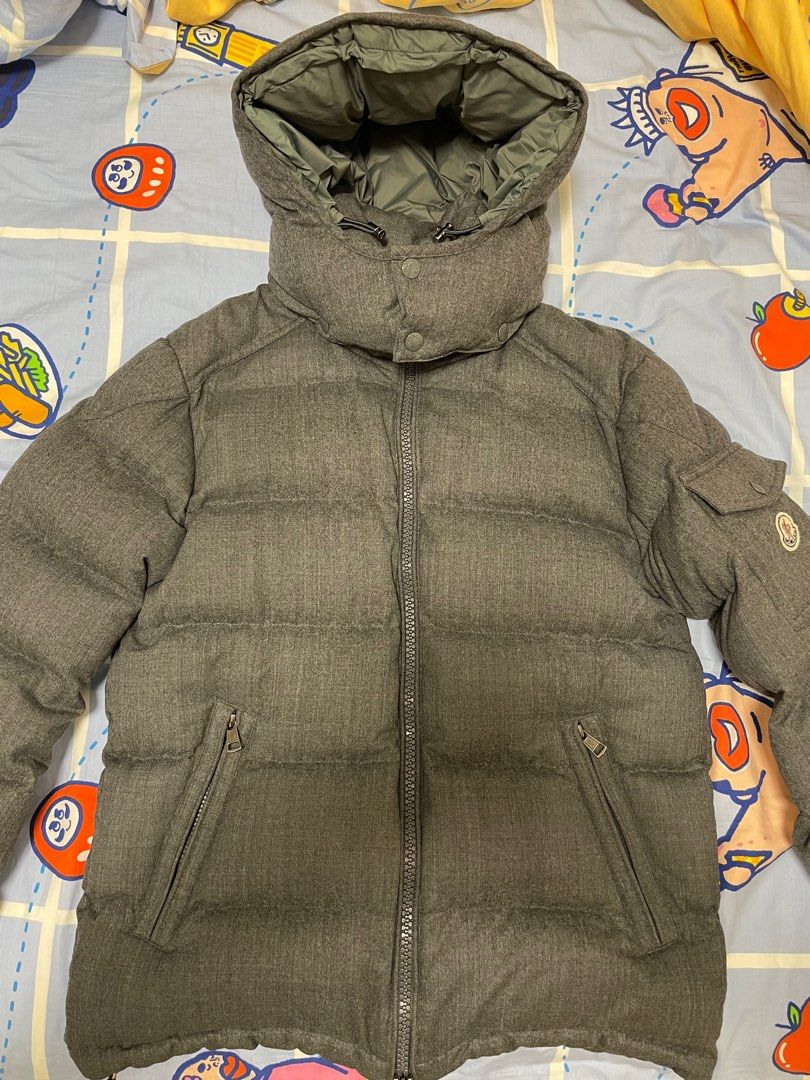 Moncler Men wool down Jacket 85 90 new Carousell