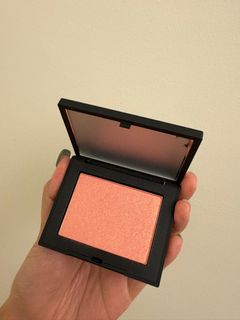 (Category: ) located in . Submitted by chicchac_closet (Listing ID 1339878686, Image 1). Description: .