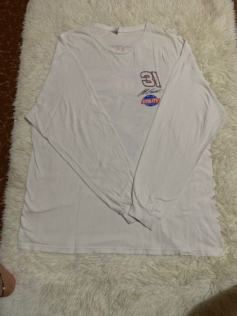 Nascar Jeff Burton (Category: Tshirts & Polo Shirts ) located in Santiago. Submitted by nectardept (Listing ID 1339903702, Image 2). Description: 📍Dimes: Width = 24 ; Length = 32 📍Issue: Graphic Fading & Multi Pinholes (included in the picture) 📍Color rate: 9/10 📍All items need wash.