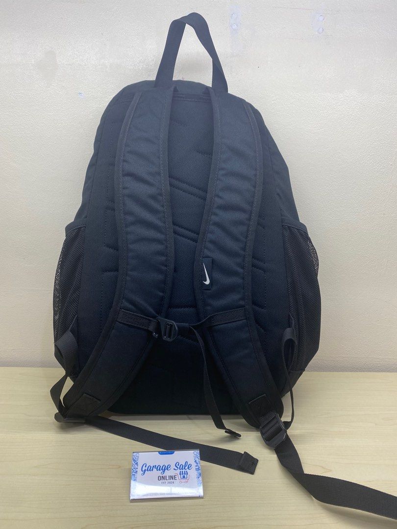 Nike Academy Football Bagpack (Authentic) (Category: Backpacks) located in Guimba. Submitted by garagesaleonline2024 (Listing ID 1339921370, Image 3). Description: Nike Academy Football Bagpacks (Authentic) ✅ For second-hand goods, be sure to check the photos! What you see is what you get exept for minimal scratches it is second hand item but authentic. ✅ Please contact us before purchasing if you have any questions! We will answer within 24 hour