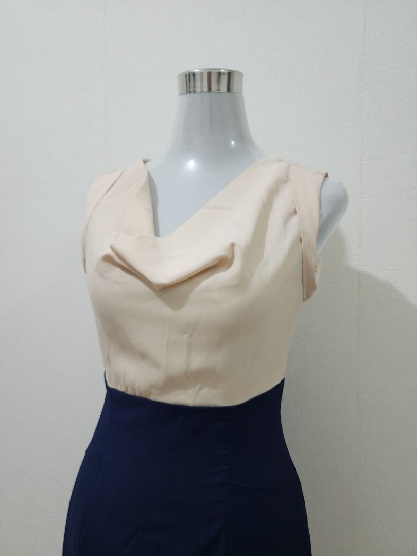 Office Wear / Formal Dress (Category: Dresses) located in San Fernando. Submitted by shaneamab (Listing ID 1339895618, Image 3). Description: Item Description and Details: - Office Wear - Best paired with coat - Used few times - Size: Small - Dimensions: See uploaded photos - Color: Blue & Cream - RFS: Decluttering old clothes (too small na :').