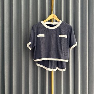 (Kategori: ) berada di . Dikirim oleh bobamilk.apparel (ID iklan 1339860089, Gambar 1). Deskripsi: .