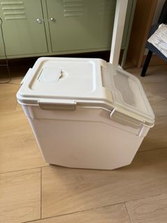 （分類：）位於 。 由 philipfcs 提交（商品編號 1339768911，圖片 1）。簡介： 。