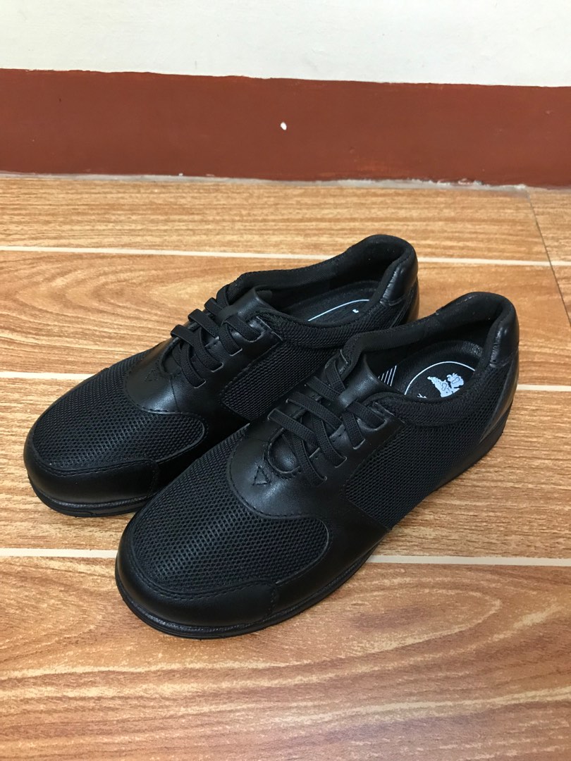Plain black rubber shoes hotsell