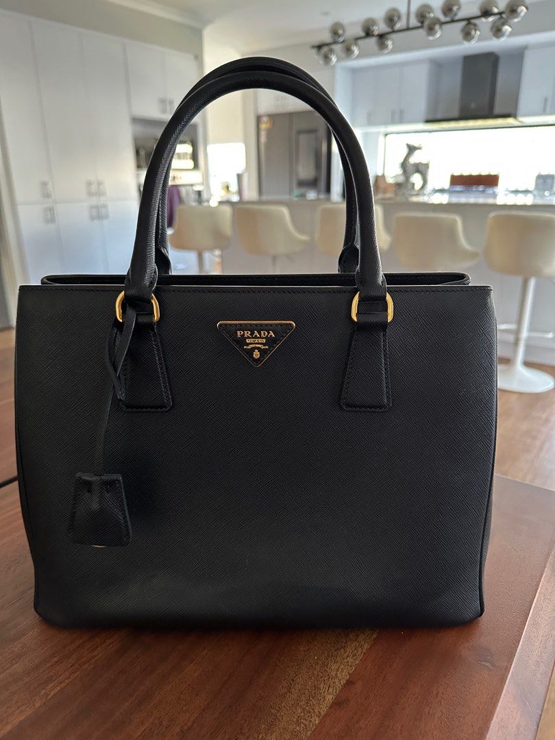 Prada large tote bag best sale