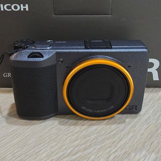 (Category: ) located in . Submitted by cameraequipments (Listing ID 1339910861, Image 1). Description: .