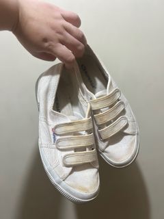 (Category: ) located in . Submitted by _miaaaw (Listing ID 1339914203, Image 1). Description: .