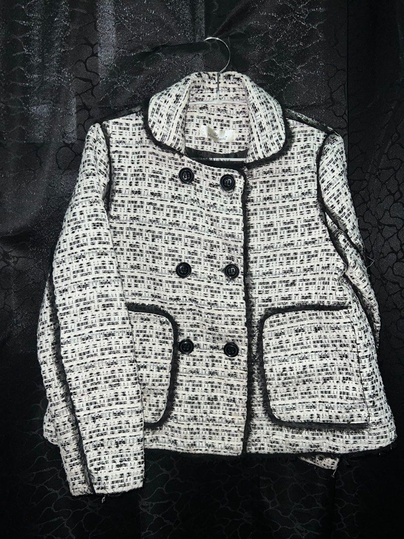 Tweed Blazer / Coat Medium to Semi Large (Category: Coats, Jackets and Outerwear) located in Manila. Submitted by privethings (Listing ID 1339775708, Image 2). Description: Pure tweed No flaw, complete and functional buttons Pwede gamitin as blazer o winter coat, pwede rin siya maging flare effect po Double lining hanggang arms Branded Best fits medium to semi-large .