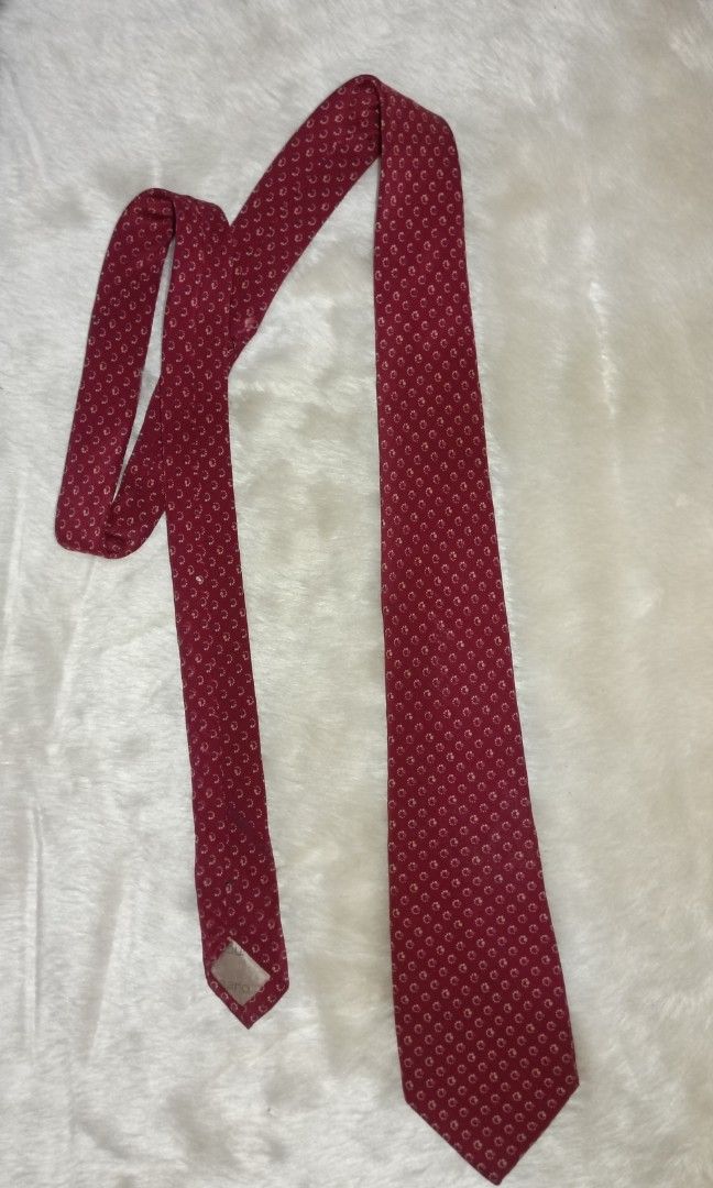SUPER SALE Ungaro Tie (Category: Ties) located in Cavite. Submitted by avygailspreloved (Listing ID 1339790501, Image 1). Description: .