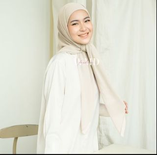 (Kategori: ) berada di . Dikirim oleh mahzala_official (ID iklan 1339771570, Gambar 1). Deskripsi: .