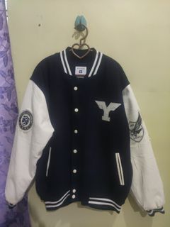 (Category: ) located in . Submitted by vynxpreloved (Listing ID 1339835070, Image 1). Description: .